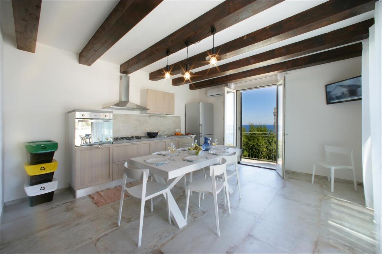 Villa Antonia - Vasca Idromassaggio Terrazza Vista Mare Сан Вито ло Капо Екстериор снимка