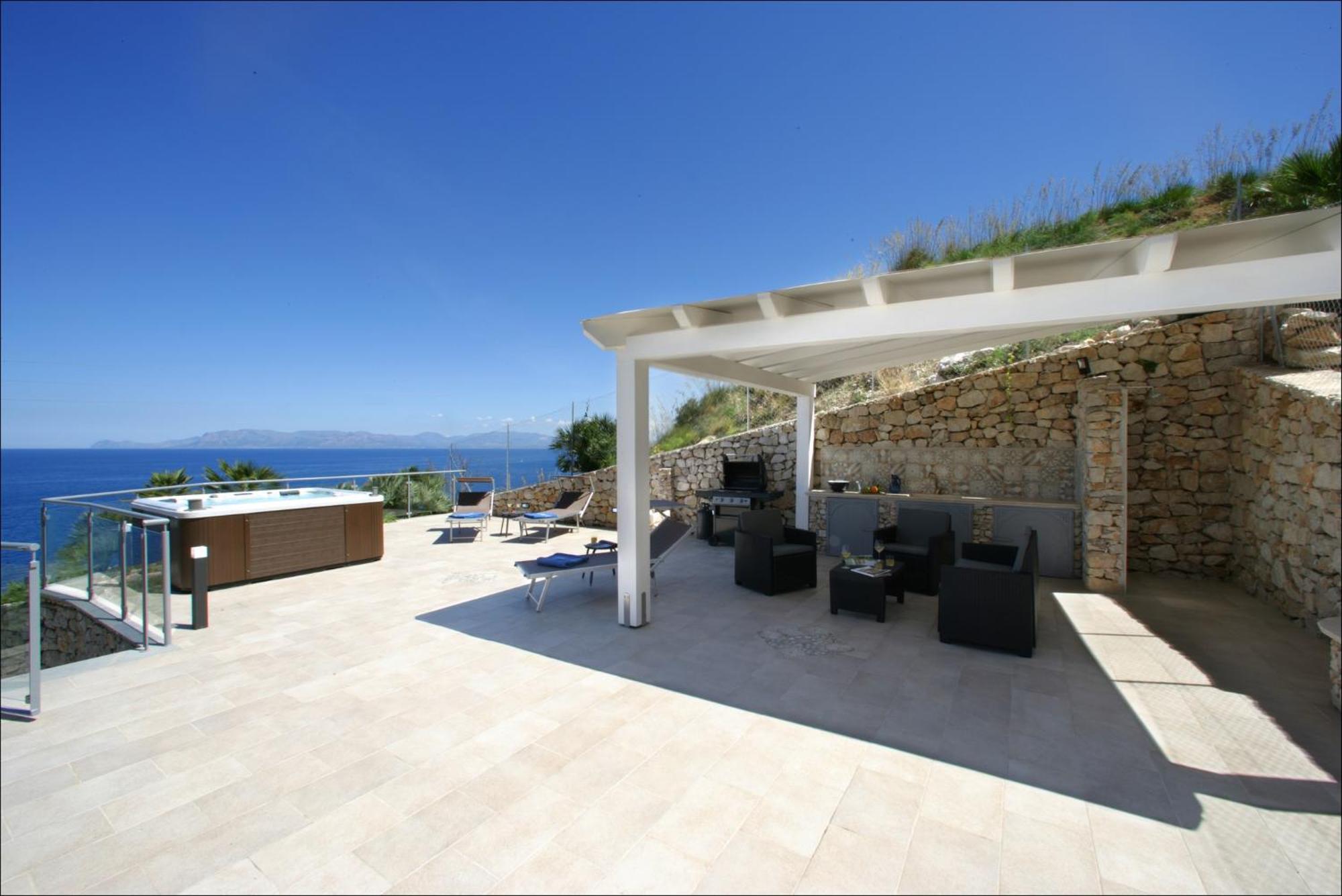 Villa Antonia - Vasca Idromassaggio Terrazza Vista Mare Сан Вито ло Капо Екстериор снимка